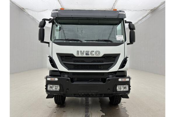 Camion Iveco Trakker 380-6x4 – Image 10