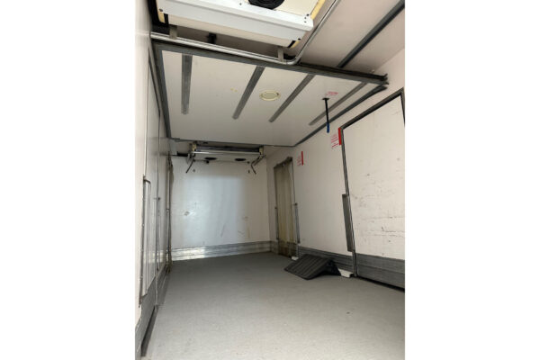 Camion Renault Midlum D12 – Bild 2