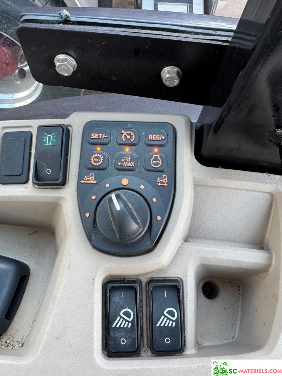 Tracteur John Deere 4066R – Image 15