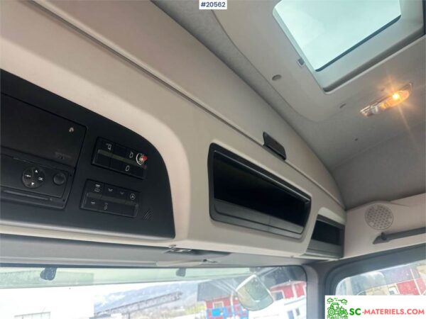 Mercedes 2016 Arocs 2658 6x2 – Image 16