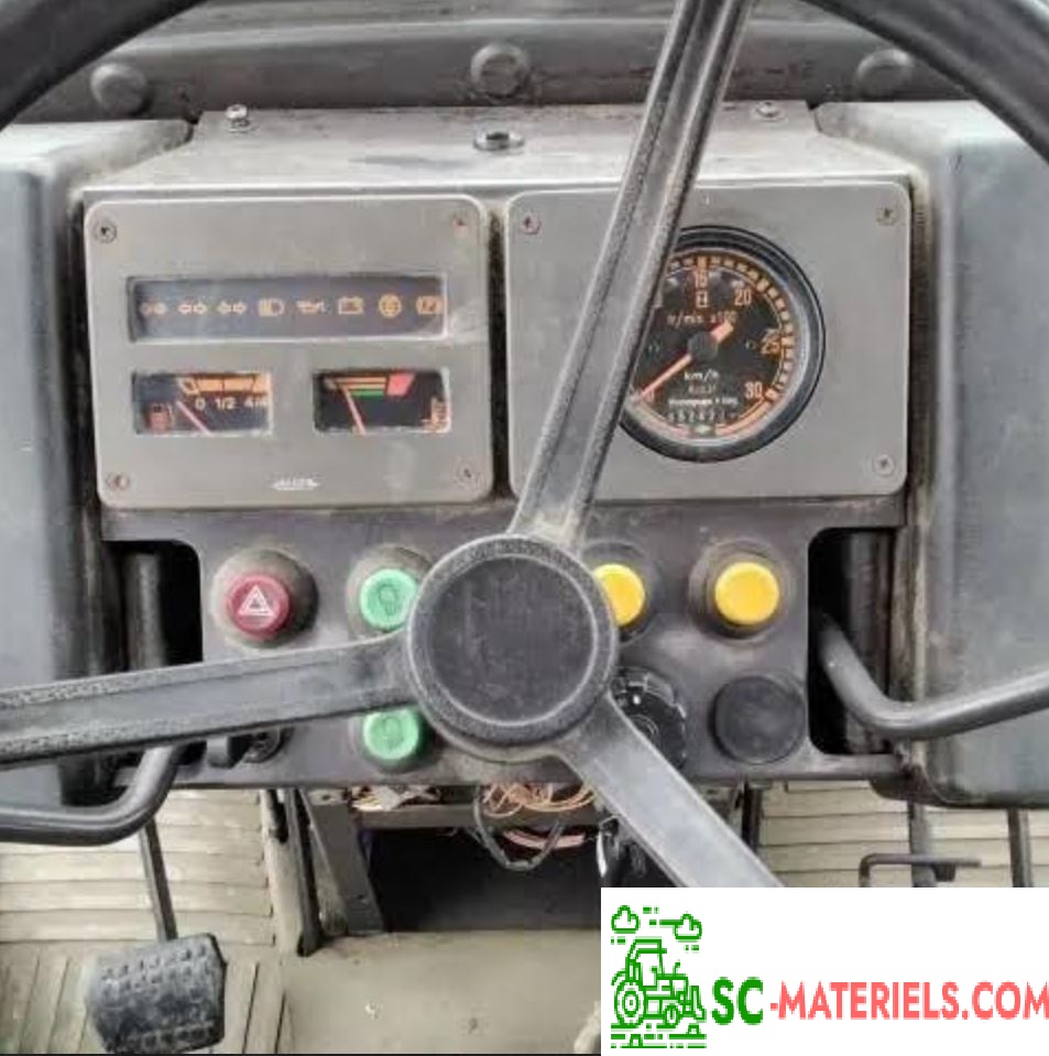Tracteur Renault Ceres 95 – Image 10