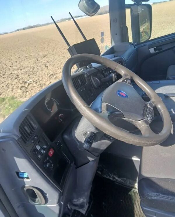 Camion Scania P 400 – Image 8