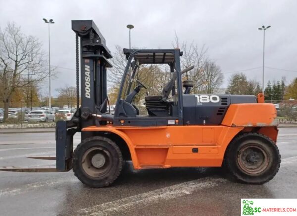 Chariot Doosan D1808-S – Bild 2